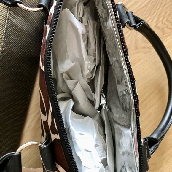 🍷Insulated Wine bags (2) with (2) wine openers - Picture 5 of 6